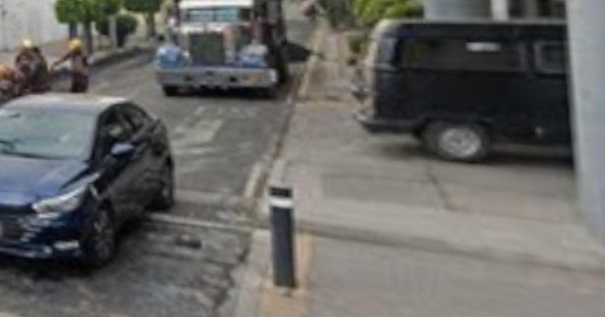 Cae joven acusado de robar autopartes en Jardín Balbuena