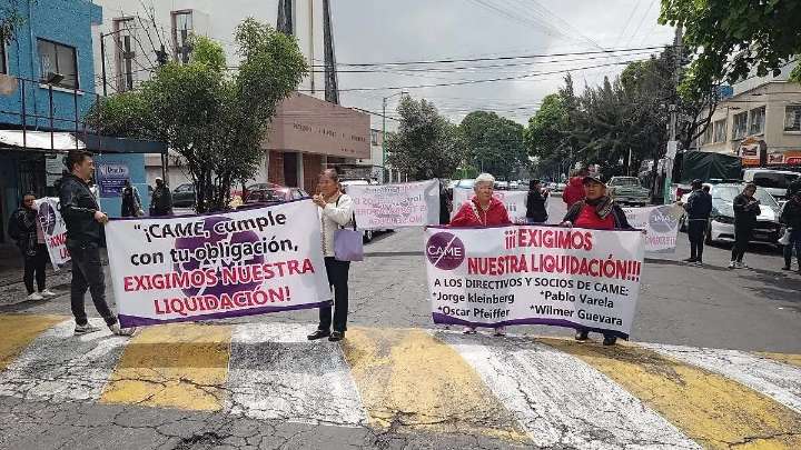 Cierre de la financiera CAME en Puebla deja a 200 empleados sin liquidación
