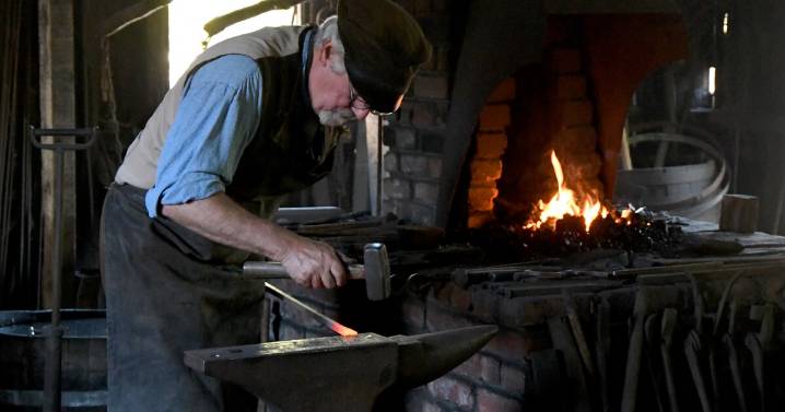 Where to learn heritage crafts around Kansas City