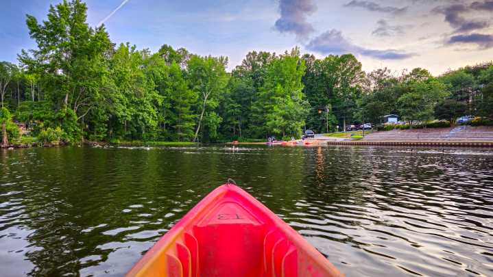 Termina la temporada de kayaks en el lago Salem