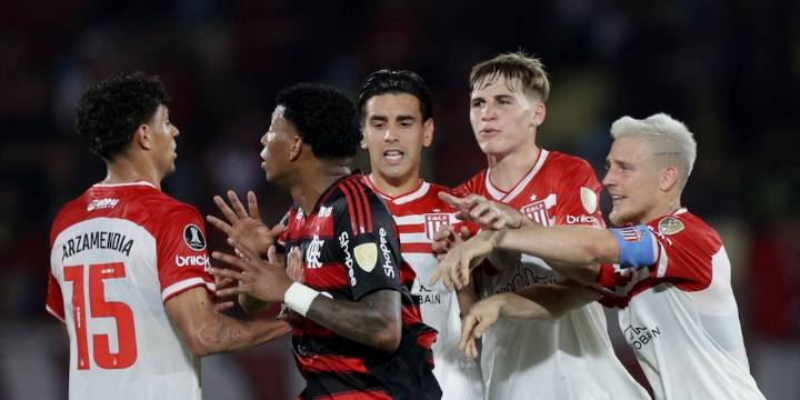 Tras la polémica en Flamengo-Estudiantes, Conmebol le sacó la roja a Gonzalo Plata y podrá estar en la revancha de la Copa Libertadores