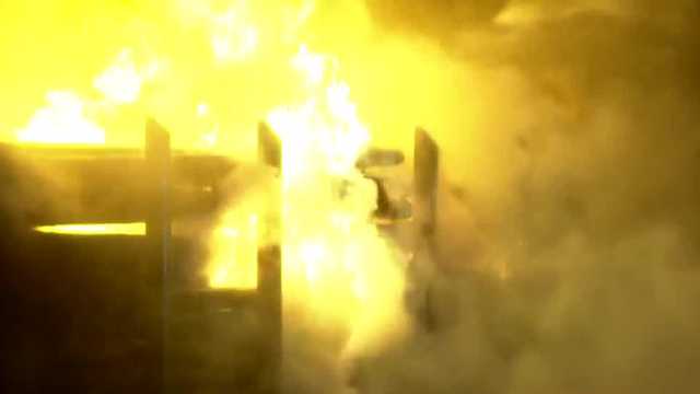 North Sacramento residents regain power after railcar fire