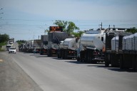 “Inusual para la época”. Se dispara el ingreso de camiones a los puertos cerealeros luego de la fugaz quita de las retenciones