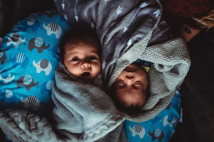 The government wants more people to breastfeed. Experts say paid parental leave could help.
