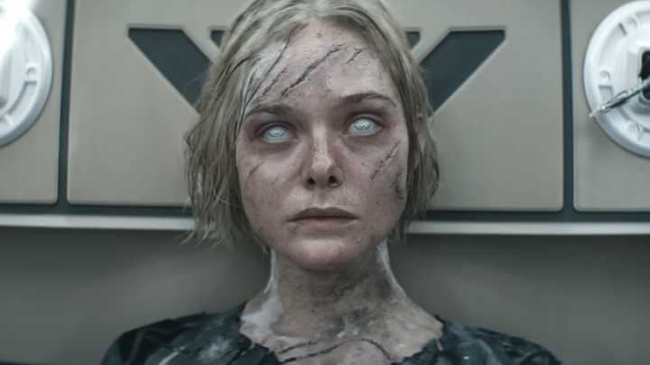 Predator: Badlands' Elle Fanning Gushes About Her Stand-In ‘Dolls’ On Set And The Cool Way Her ‘Legless’ Scenes Were Shot