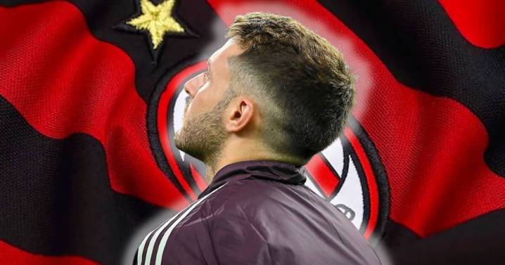La terrible sequía de Santi Gimenez en el Milan y el contundente mensaje de su entrenador