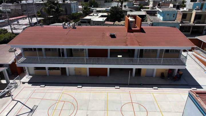 Cada vez menos alumnos para educación básica
