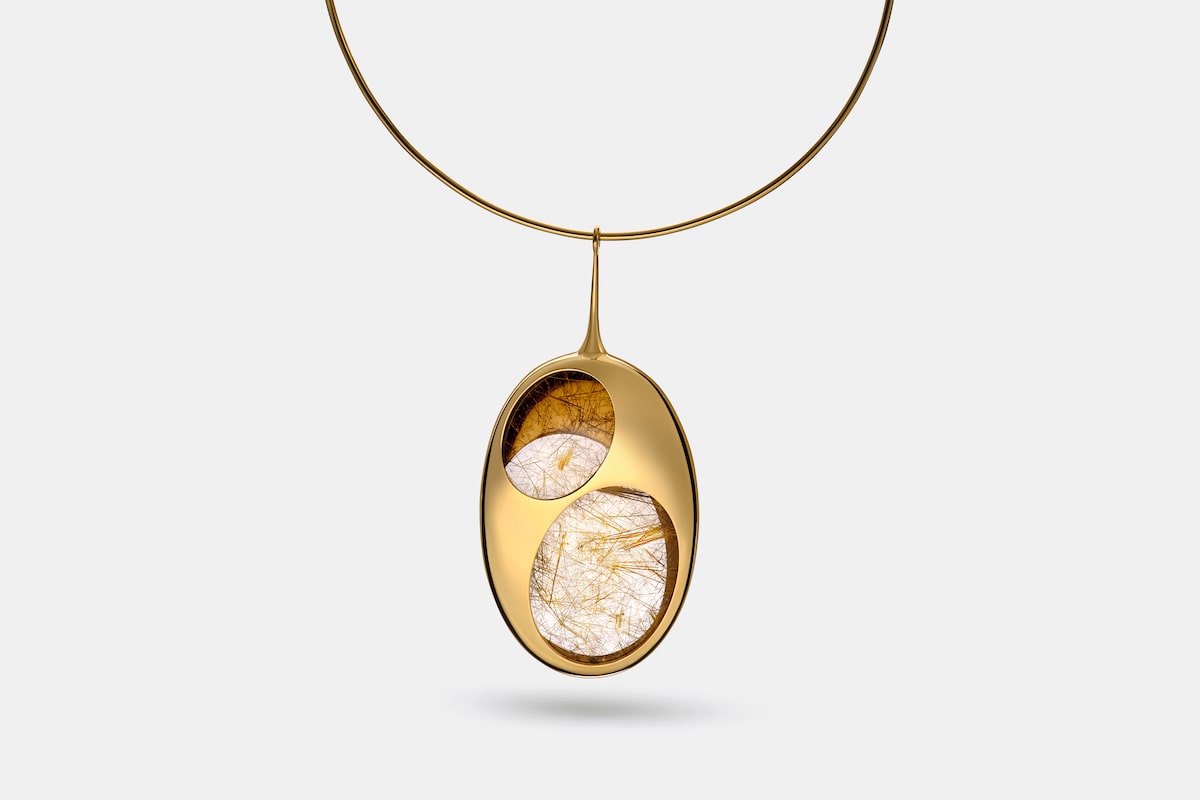 How do you write about 200 years of jewellery history? Curator and expert Melanie Grant took on the challenge