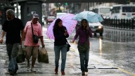 Dos personas lesionadas tras las lluvias en la Cota 905