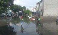 Inundaciones golpean colonias de Iztapalapa: daños en viviendas y fábricas