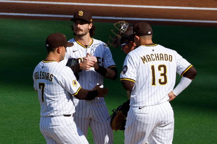 Tom Krasovic: Padres should still like playoff odds, even if history shows anything can happen