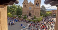 'It's a tradition': Santa Fe streets go to the dogs for popular parade