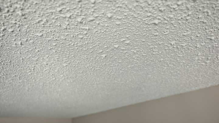 Hate Your Popcorn Ceilings? Cover Them With A Chic Shiplap
