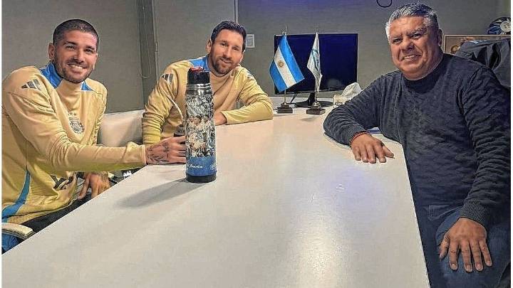 Messi, Tapia y De Paul repitieron la última cábala del mate en las Eliminatorias