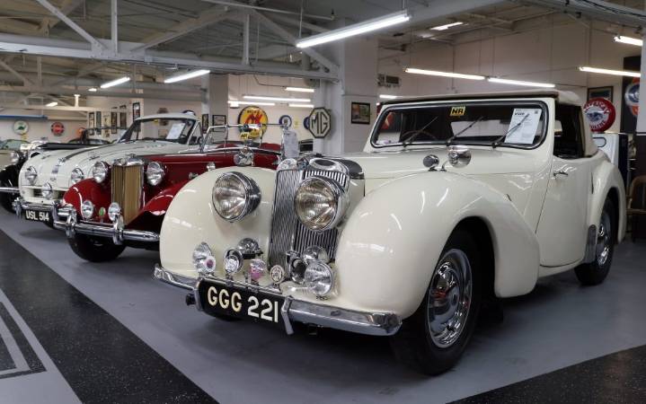 A distinctive collection of 300 cars goes on sale in Chicago