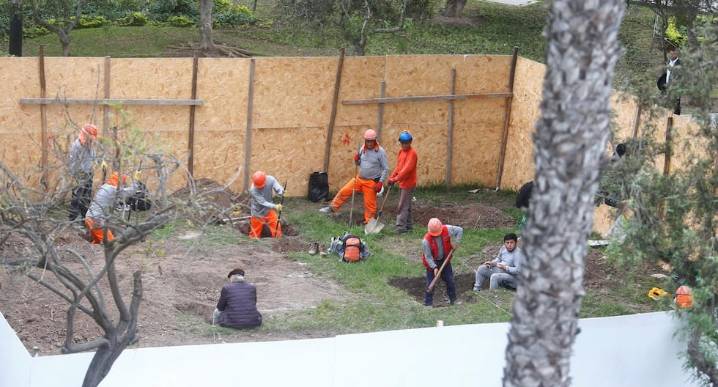 Abren investigación preliminar contra alcalde de Miraflores por construcción irregular en parque