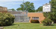 Family demanding answers after inmate’s decaying body found in Georgia prison