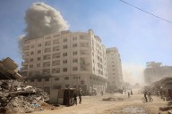 Ataques aéreos israelíes dejan al menos 32 muertos en Gaza