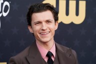 Tom Holland habla de su lesión en el set de ‘Spider-Man’: “Me estoy recuperando”