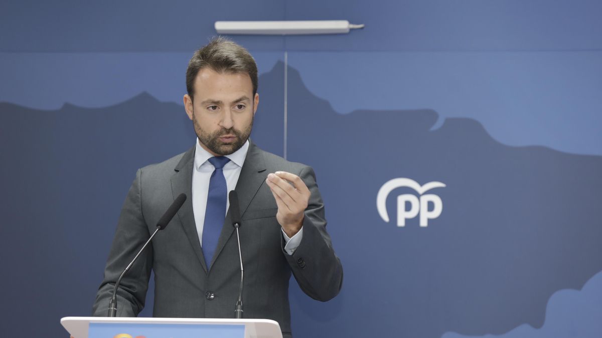 Queipo (PP) pide perdón "en nombre de miles de asturianos" al equipo israelí de La Vuelta y dice que Barbón alienta manifestaciones contra deportistas por "motivos políticos"