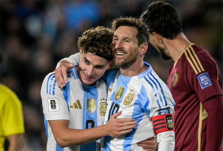 3-0. Doblete de Messi en su último duelo oficial en Argentina, que aplasta a Venezuela