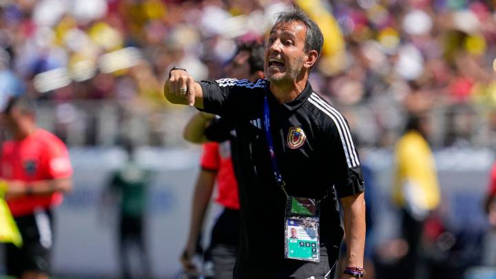 La FVF destituyó a Fernando Batista como entrenador de la Vinotinto #11Sep