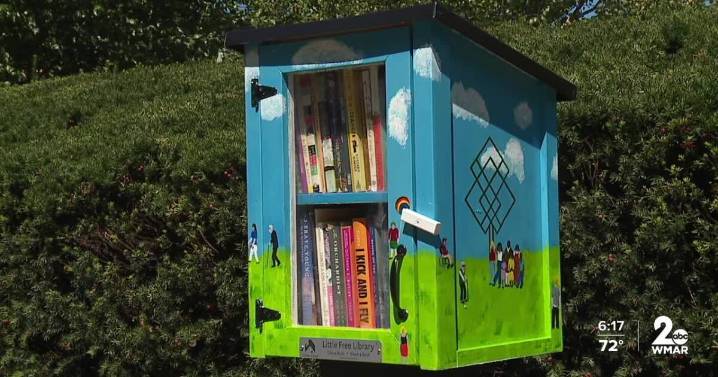 Roland Park Place opens little free library to connect community through reading