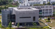 China condena a otros cuatro años de cárcel a periodista que documentó el COVID