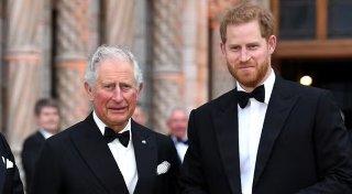 ¡Momentos Inolvidables! El Príncipe Harry Cierra su Visita de Reencuentro con el Rey Carlos III