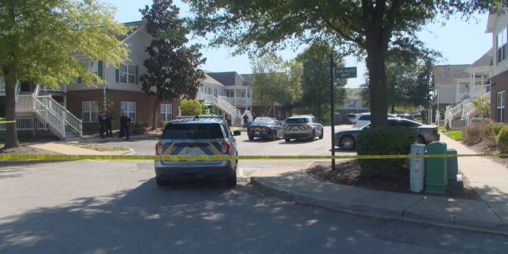 Two dead in shooting in southern Louisville Metro