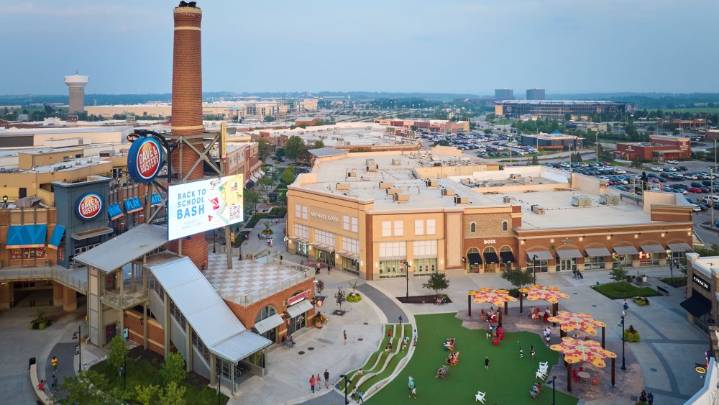 Tanger Extends Acquisition Streak With Kansas Outlet Center Purchase