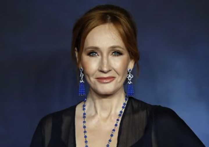 JK Rowling reitera sus opiniones sobre el género y abre debate en redes sociales