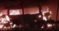 Combi incendiada por extorsionadores en Cercado de Lima: transportistas denuncian ola de violencia