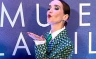 En el estreno de "La mujer de la fila", Natalia Oreiro da su opinión sobre los dichos de Francella