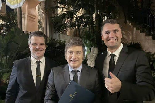 Javier Milei envió sus condolencias a la familia de Charlie Kirk: el video de ambos
