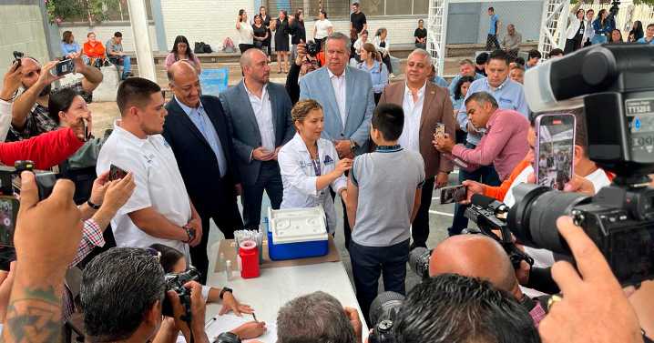 Chihuahua abre ciclo escolar con vacunación masiva contra el sarampión