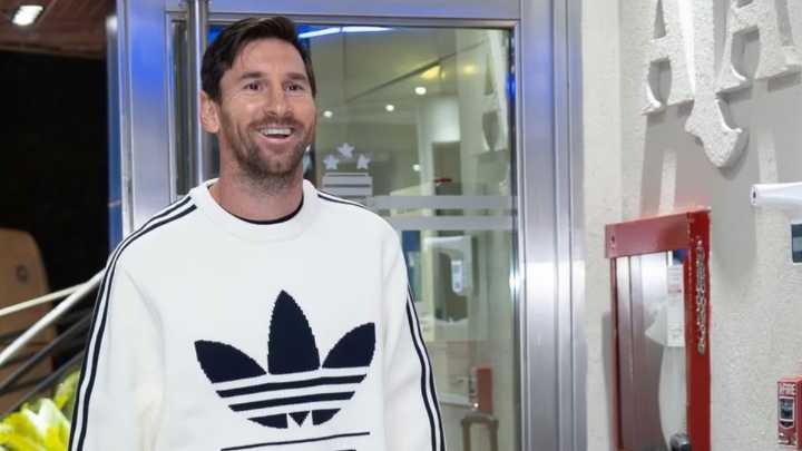 Messi llegó a Buenos Aires para la doble fecha FIFA