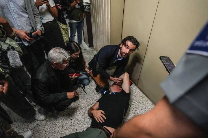 Agentes de ICE agreden a reportero de amNewYork y dejan a otro periodista gravemente herido en Federal Plaza