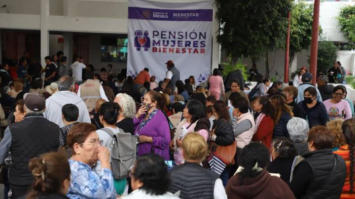 En octubre 2 millones de mujeres de 60 a 62 años tendrán la tarjeta Bienestar; en noviembre el primer pago