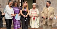 Inauguran exposición de arte plumario en honor a las heroínas de la Independencia