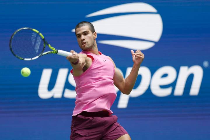Carlos Alcaraz regresa a semifinales del US Open con autoridad