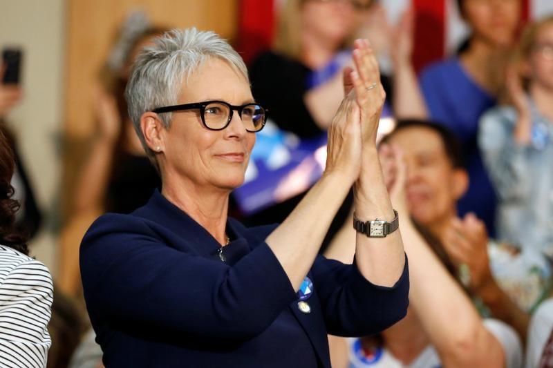 Jamie Lee Curtis cries over Charlie Kirk death, hopes he felt God