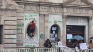 Detienen a dos hombres acusados de vandalizar la Presidencia Municipal durante manifestación