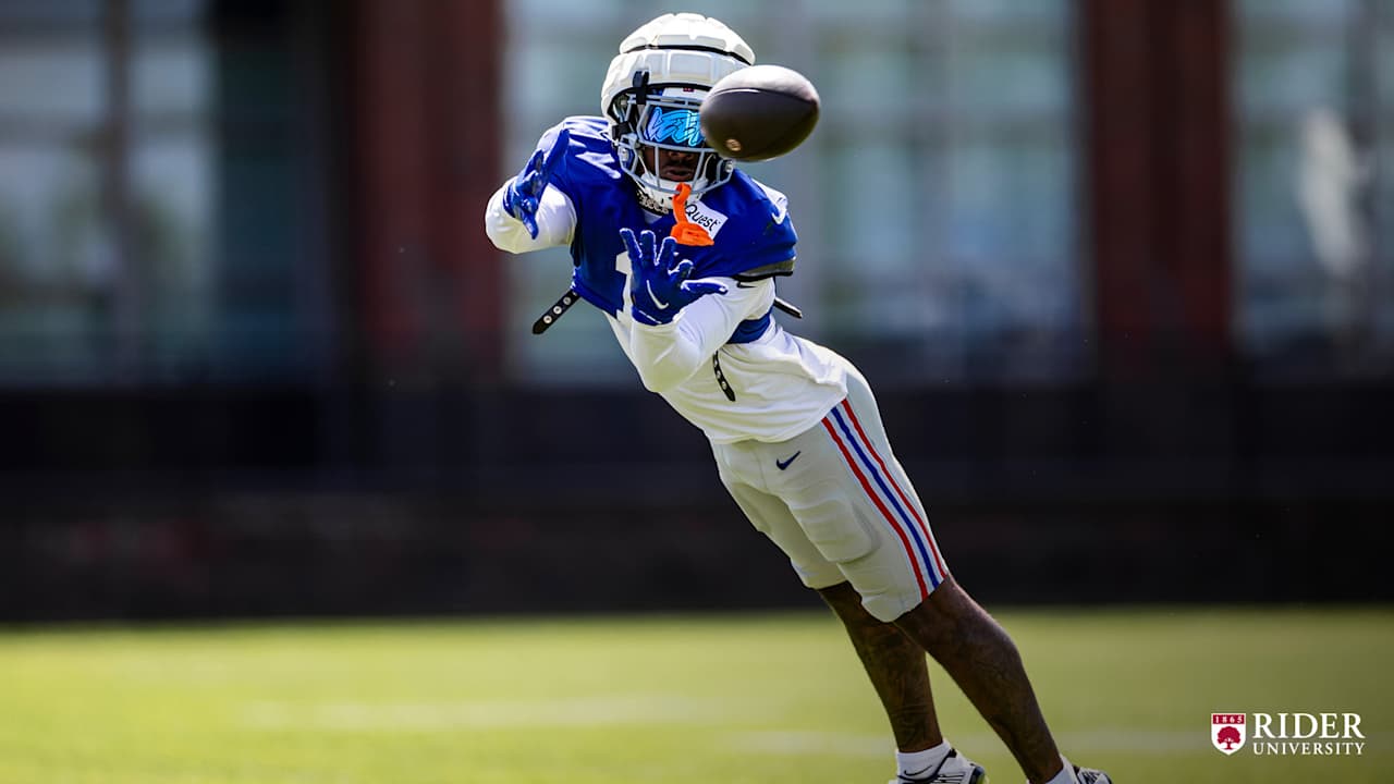 Practice Photos: Giants prep for season opener