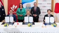 Woodside Energy seals new hydrogen deal with Japan power giants for $1b H2Perth exports