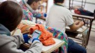 Una escuela de Santa Fe restringió los celulares y se vieron cambios significativos