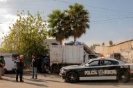 Retiran basura de predio en la Colonia Maestros