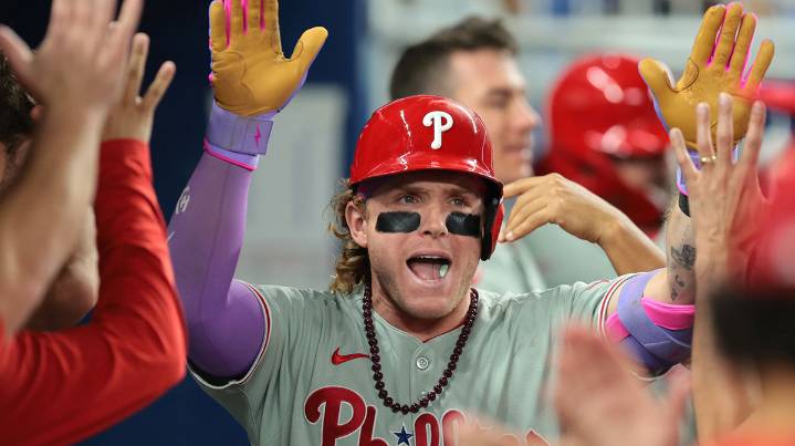 Phillies’ Harrison Bader gives young fan a bat after losing home run ball to ‘Phillies Karen’