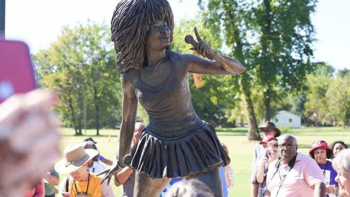 Tina Turner honored in her hometown with statue: in photos