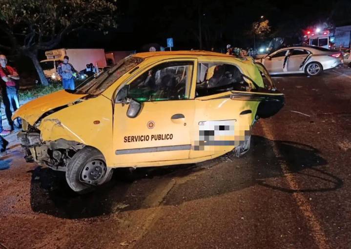 Accidente en Pereira deja una mujer muerta y varios heridos